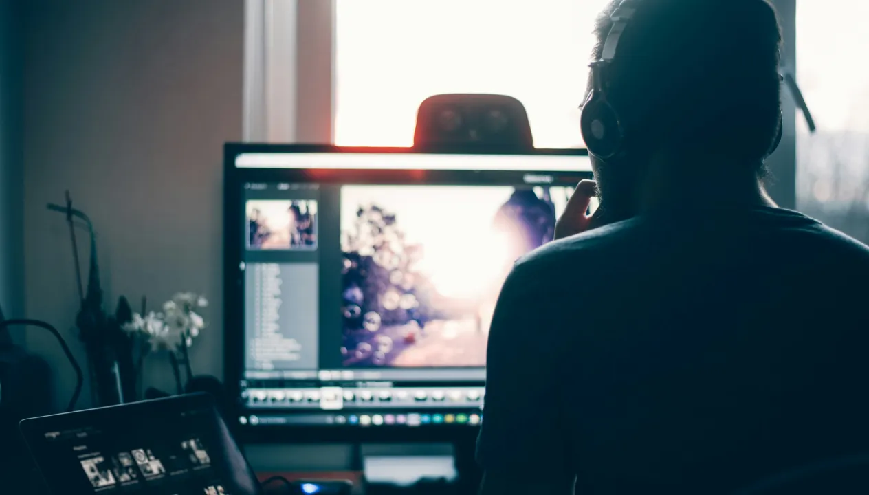 Why I stopped trying to look like an agency